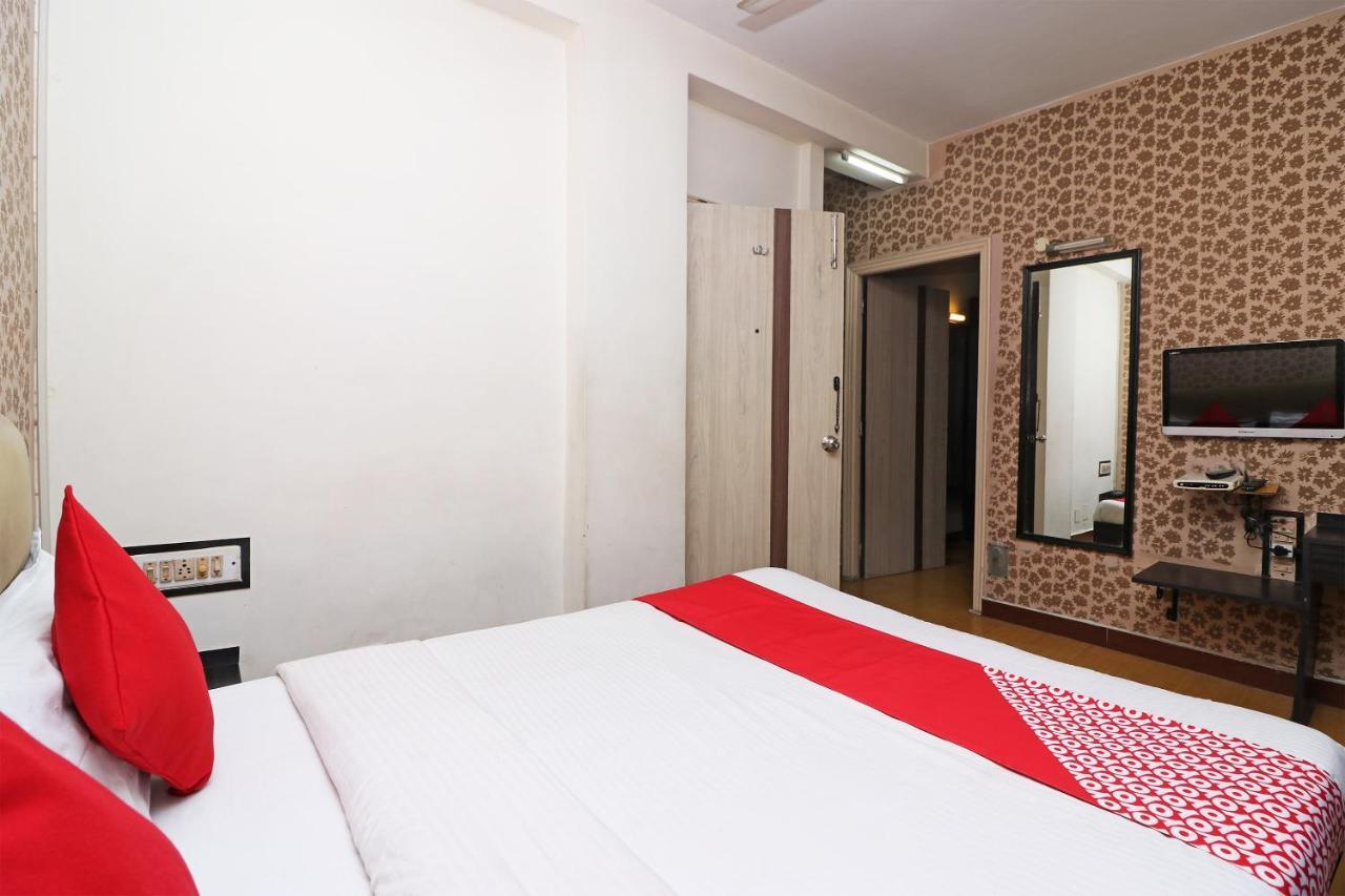Oyo 4219 Ratnakar Residency Kolkata Exterior photo